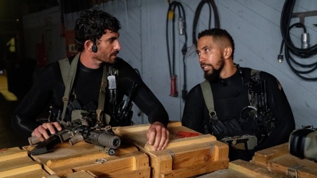 Click to watch 'Crawl, Walk, Run' (popup) SEAL Team